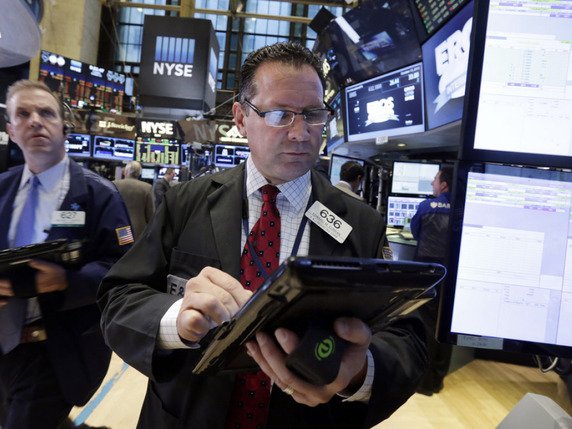 Wall Street est en baisse dans l'attente de nouveaux résultats d'entreprise (archives). © /AP/RICHARD DREW