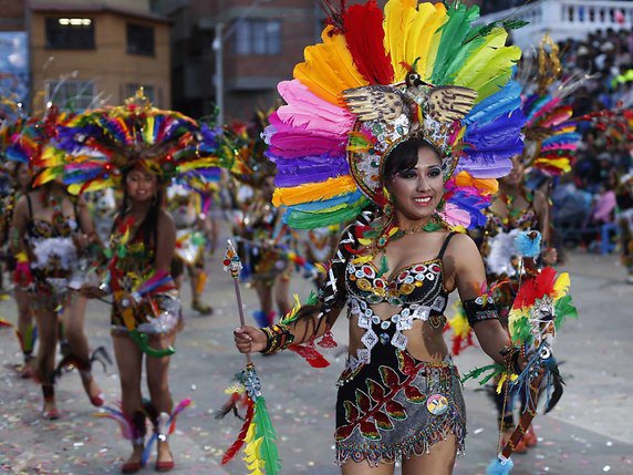 La majorité des violences pendant le carnaval est le fait de consommation excessive d'alcool en Bolivie (archives). © KEYSTONE/AP/JUAN KARITA