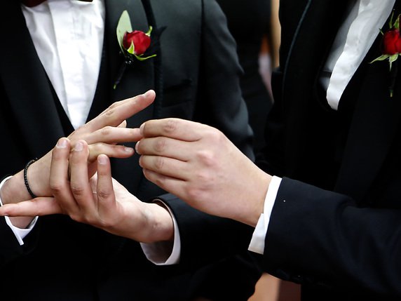 Outre l'Argentine, le Brésil, l'Uruguay et désormais la Colombie, qui ont légalisé cette union, le Mexique a récemment ouvert la voie au mariage gay. D'autres pays du continent ont approuvé les unions civiles (image symbolique). © KEYSTONE/AP/PETROS KARADJIAS