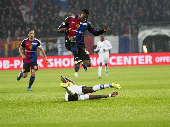Breel Embolo et le FC Bâle: toujours plus haut. © KEYSTONE/PATRICK STRAUB