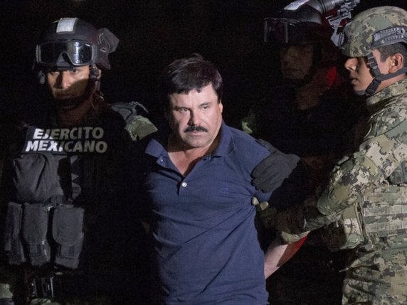 Le chef d'Etat mexicain avait dans un premier temps refusé d'extrader "El Chapo" tenant à le juger au Mexique. Mais le baron de la drogue en s'échappant une nouvelle fois d'une prison de haute sécurité, en juillet 2015, a changé la donne (archives). © KEYSTONE/AP/REBECCA BLACKWELL