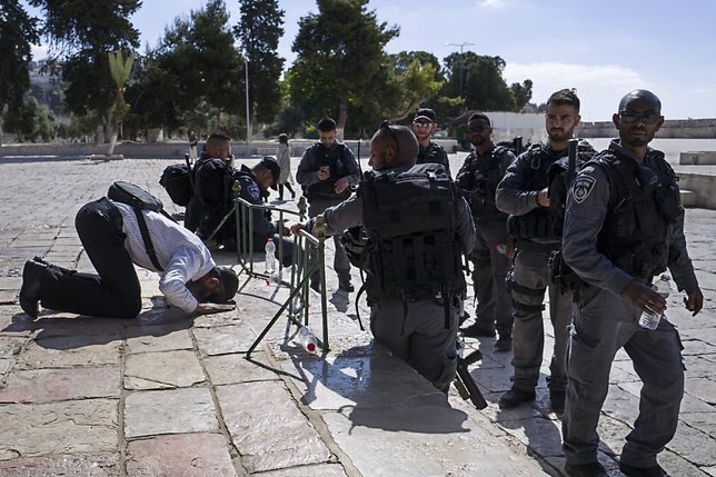Après des affrontements entre fidèles musulmans et police israélienne ayant fait plusieurs blessés, le calme est toutefois revenu sur l'esplanade des Mosquées. (archive). © KEYSTONE/EPA/JIM HOLLANDER