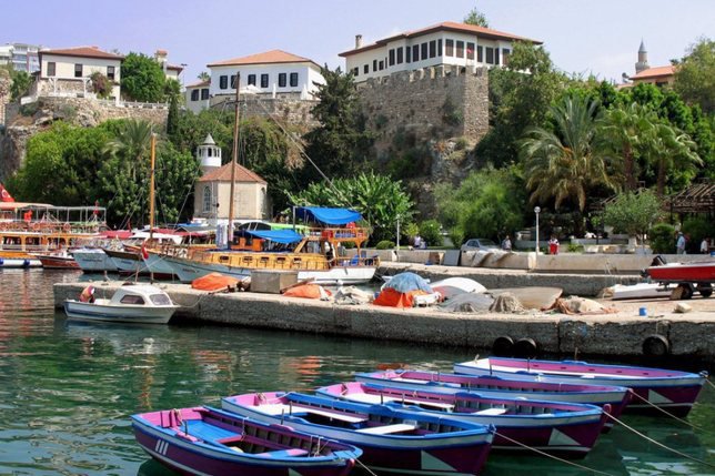 Le vieux port de la station touristique d'Antalya en Turquie (archives) © KEYSTONE/EPA/AYBIGE MERT