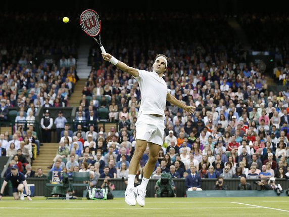 Roger Federer ne jouera plus cette année © KEYSTONE/PETER KLAUNZER