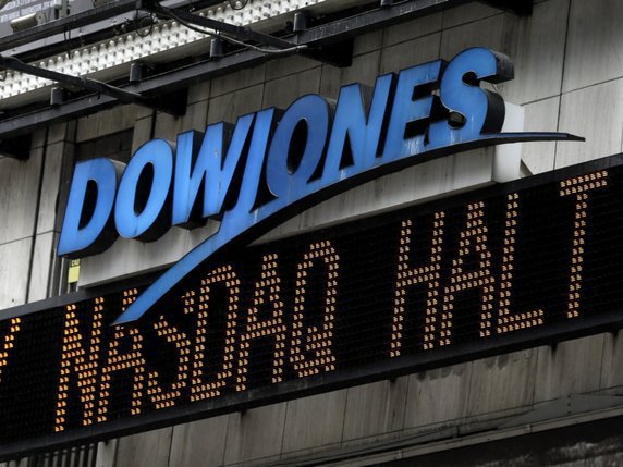 Wall Street a encore terminé la séance à l'équilibre mercredi. Le Dow Jones a cédé 0,01% et le Nasdaq a gagné 0,58% (archive). © KEYSTONE/AP/Seth Wenig