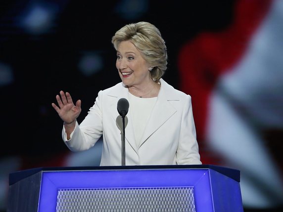 Hillary Clinton est la première femme candidate d'un parti majeur à la présidentielle américaine. © KEYSTONE/EPA/SHAWN THEW