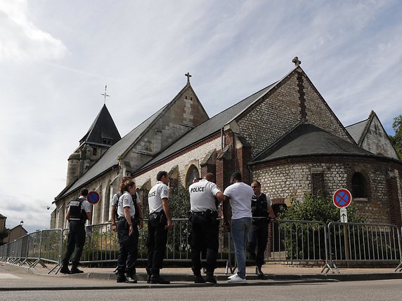 Les djihadistes ont été abattus par la police lorsqu'ils sont sortis de l'église de Saint-Etienne-au-Rouvray (archives). © KEYSTONE/AP/FRANCOIS MORI