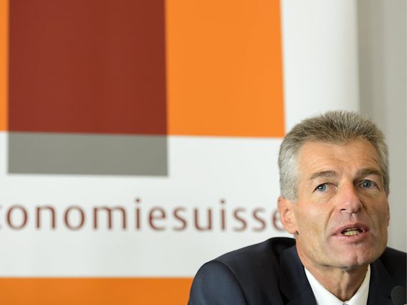 Heinz Karrer, le président d'Economiesuisse, s'est exprimé pour une économie suisse forte et attractive (archives). © KEYSTONE/LAURENT GILLIERON