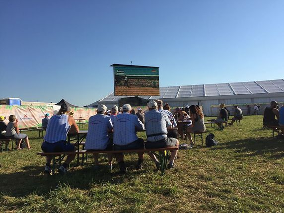 La 44e Fête fédérale de lutte et jeux alpestres a commencé sous les meilleurs auspices. © Therese Hänni/sda