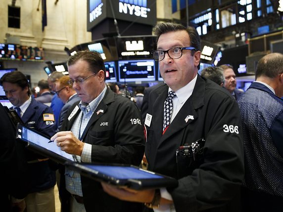A la Bourse de New York, l'indice vedette Dow Jones Industrial Average a  cédé mardi 48,69 points à 18'454,30 points (Archives). © KEYSTONE/EPA/JUSTIN LANE