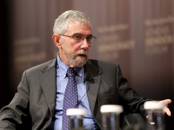Le prix Nobel d'économie Paul Krugman estime que la Suisse explore de nouveaux territoires en matière de politique monétaire (archives). © KEYSTONE/EPA ANA-MPA/PANTELIS SAITAS