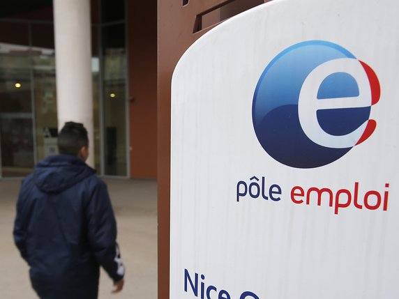 A fin août, 3,56 millions de demandeurs d'emploi sans activité étaient inscrits sur les listes de Pôle emploi en France, soit une hausse de 1,4% par rapport à juillet (archive). © KEYSTONE/AP/Lionel Cironneau