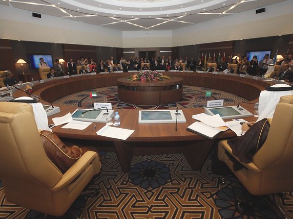Les ministres des pays membres de l'Opep se sont mis d'accord mercredi à Alger. © KEYSTONE/AP