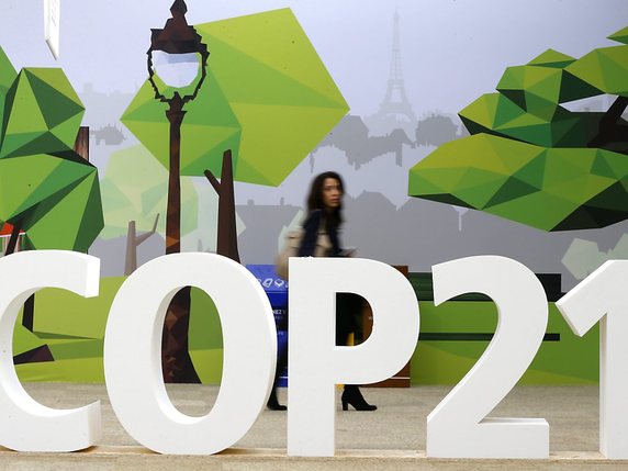 Une avancée majeure dans la foulée de la COP21 de décembre dernier à Paris (archives) © KEYSTONE/EPA/GUILLAUME HORCAJUELO