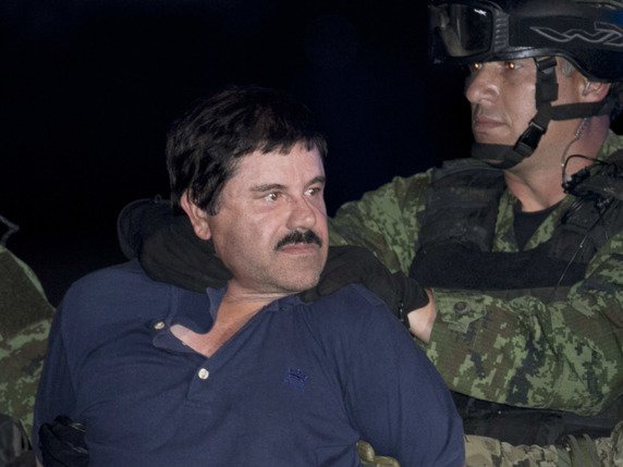 Joaquin "El Chapo" Guzman lors de sa capture au début du mois de janvier (archives) © KEYSTONE/AP/MARCO UGARTE