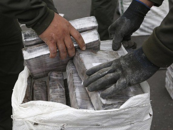Une partie de la cocaïne saisie, ici à Bogota en septembre (Archives). © KEYSTONE/AP/FERNANDO VERGARA