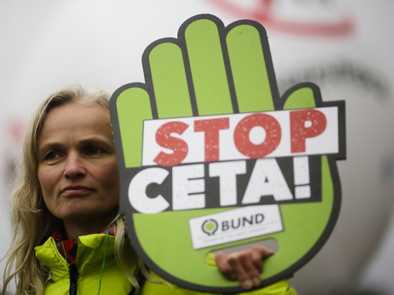 Faute de soutien de la Belgique au traité CETA d'ici à lundi soir, la cérémonie de signature sera annulée (archives). © KEYSTONE/AP/MARKUS SCHREIBER