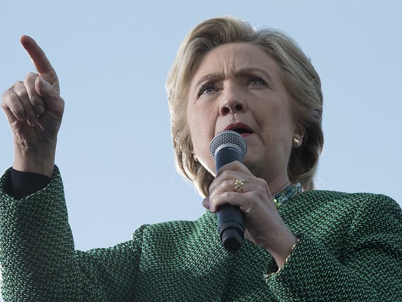 Hillary Clinton s'envole dans les sondages face à Donald Trump. © KEYSTONE/AP/MARY ALTAFFER