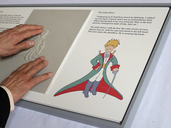 Le "Petit Prince" de Saint-Exupéry a été traduit en 270 langues et vendu à plus de 145 millions d'exemplaires dans le monde (archives). © KEYSTONE/AP/FRANCOIS MORI