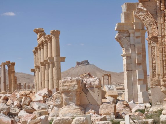 L'EI avait pris le contrôle de Palmyre en mai 2015 et en avait été chassé en mars dernier par le régime (archives). © KEYSTONE/EPA/STR