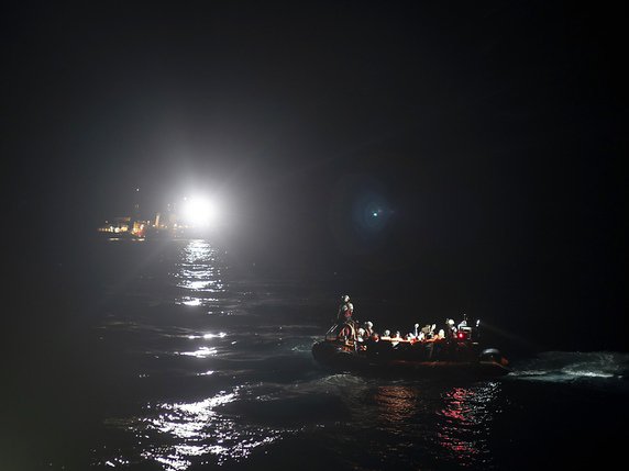 Les gardes-côtes italiens recherchent encore neuf disparus (archives). © KEYSTONE/AP/FELIPE DANA
