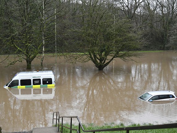 Des pluies torrentielles se sont abattues sur le Pays de Galles, notamment à Nantgarw. © KEYSTONE/AP/Ben Birchall
