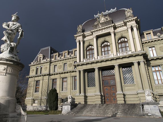 Le Tribunal criminel de Lausanne a rendu son verdict dans l'affaire du bébé brutalisé et secoué (archives). © KEYSTONE/LAURENT GILLIERON
