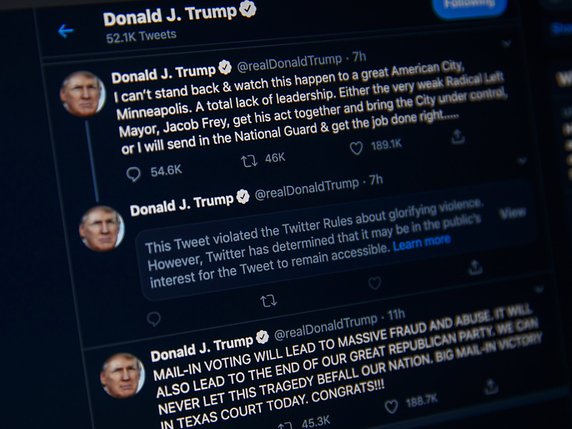 Twitter avait déjà signalé des tweets de Donald Trump le mois dernier (archives). © KEYSTONE/EPA/SHAWN THEW