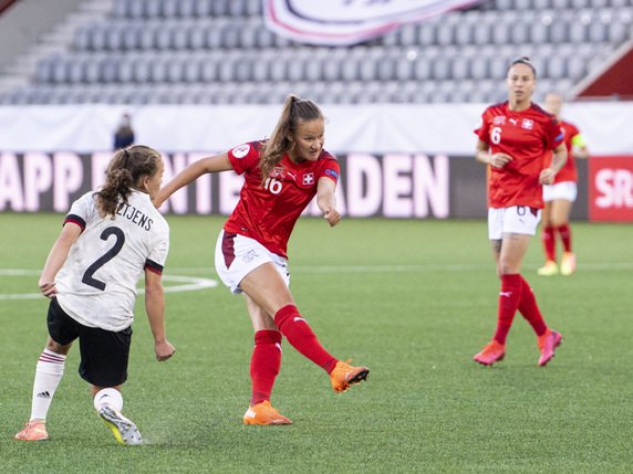 Malin Gut a ouvert le score pour la Suisse. © KEYSTONE/PETER SCHNEIDER
