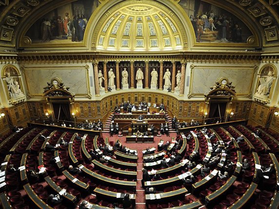 Le Sénat renouvelle la moitié de ses sièges dimanche en France (archives). © KEYSTONE/EPA/YOAN VALAT