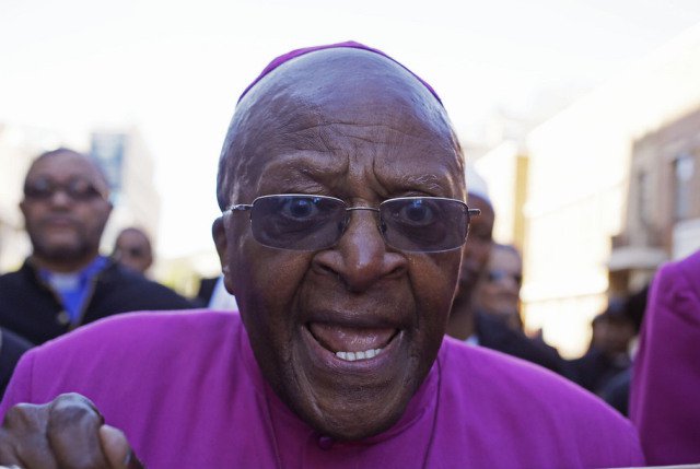 Desmond Tutu (archives)