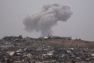 Bombardements israéliens et combats avec le Hamas à Gaza