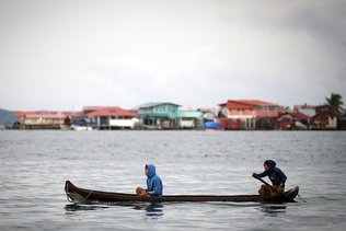 Premiers déplacés climatiques du Panama relogés sur le continent