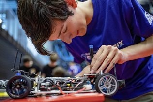 Voitures télécommandées: Romont accueillera les 6h de Fribourg le 27 avril