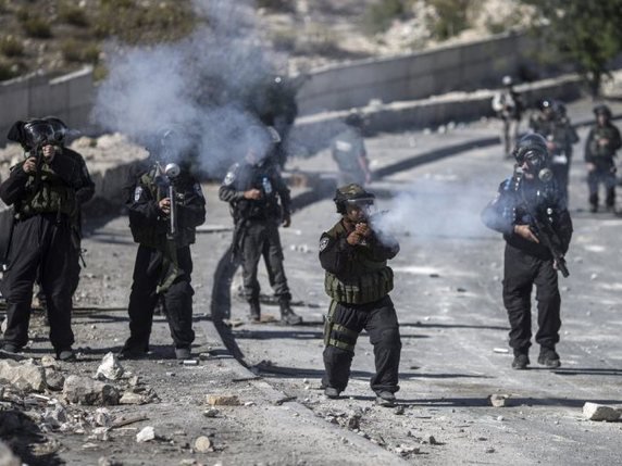 La police de Jérusalem a restreint l'accès à la mosquée Al-Aqsa