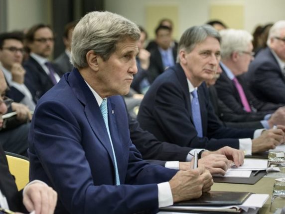 Kerry et les autres négociateurs abordent la dernière ligne droite