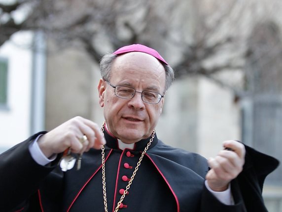 L'évêque de Coire Vitus Huonder est connu pour ses positions particulièrement conservatrices (archives). © KEYSTONE/ARNO BALZARINI
