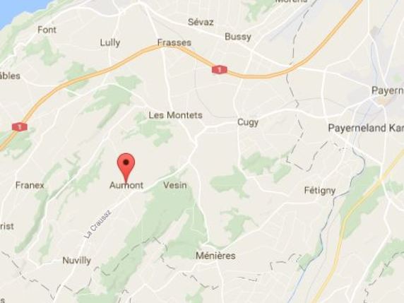 Voiture flambée et homme blessé à Aumont vendredi soir. © Google Maps