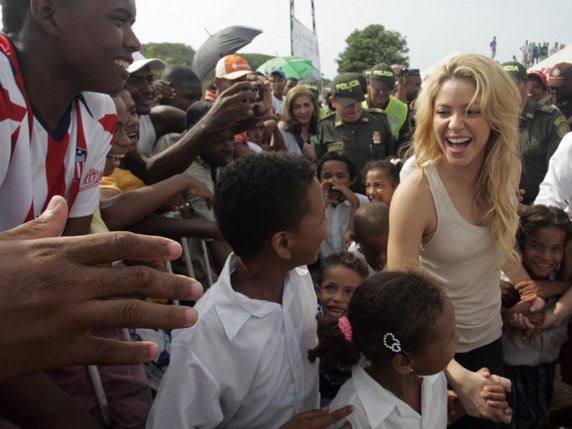 Shakira s'est engagée très tôt pour les enfants défavorisés en Colombie (archives). © KEYSTONE/AP/Pedro Mendoza
