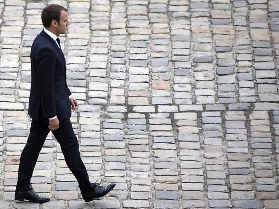 Un individu voulait attenter à la vie d'Emmanuel Macron le 14 juillet (archives) © KEYSTONE/EPA/IAN LANGSDON
