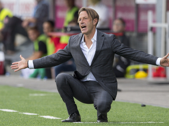 Le ciel est tombé sur la tête de Paolo Tramezzani et du FC Sion © KEYSTONE/PETER SCHNEIDER