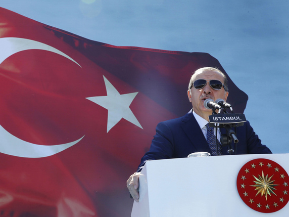 Le président turc Recep Tayyip Erdogan (photo) a été la principale cible du discours du chef du principal parti d'opposition turc (archives). © Keystone/AP/STF