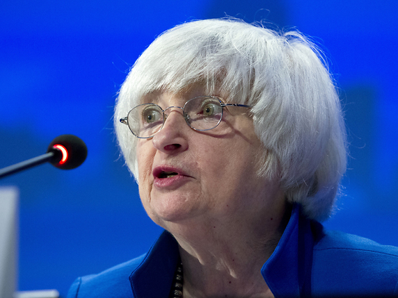 La plupart des membres du Comité monétaire de la Fed, la présidente Janet Yellen (photo) en tête, estiment que l'inflation devrait accélérer l'année prochaine (archives). © KEYSTONE/FR159526 AP/JOSE LUIS MAGANA