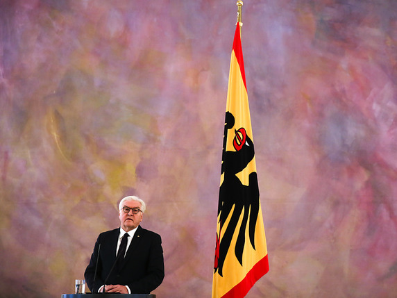 Lors d'une brève allocution, le président allemand Frank-Walter Steinmeier a appelé les partis politiques à faire preuve de responsabilité. © KEYSTONE/AP/MARKUS SCHREIBER