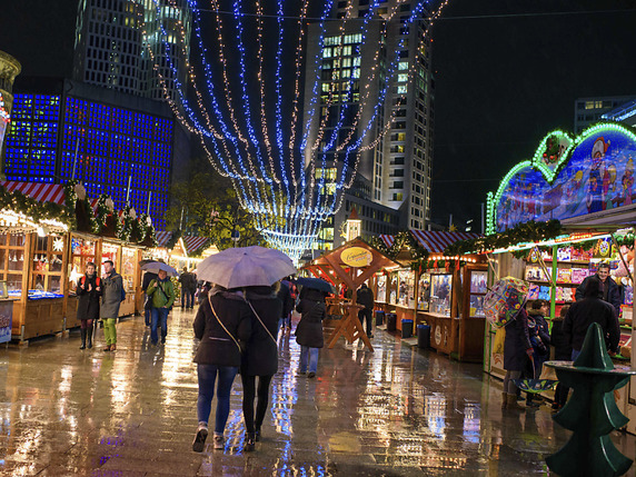 Les organisateurs du marché de Noël de Berlin attendent un million de visiteurs. © KEYSTONE/AP dpa/GREGOR FISCHER