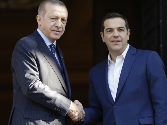 Le Premier ministre grec Alexis Tsipras a appelé le président turc Erdogan au dialogue. © KEYSTONE/AP/THANASSIS STAVRAKIS