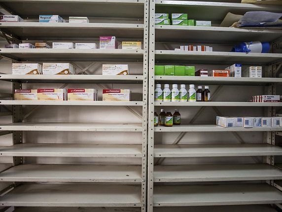 Une grave pénurie de médicaments sévit toujours au Venezuela (archives) © KEYSTONE/EPA EFE/MIGUEL GUTIERREZ