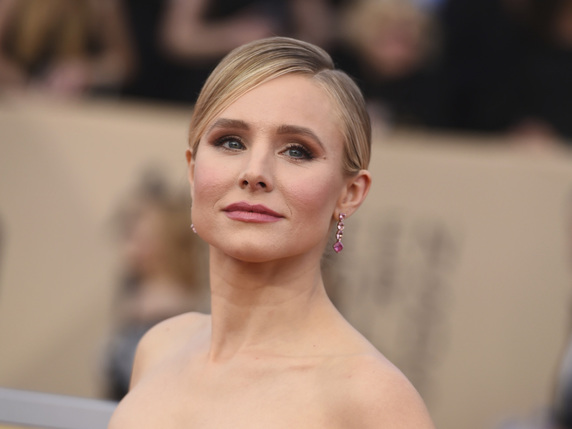 Pour la première fois, la cérémonie des SAG Awards sera animée par une seule personne, la comédienne Kristen Bell. Jusqu'alors, plusieurs présentateurs se succédaient aux commandes. © KEYSTONE/AP Invision/JORDAN STRAUSS