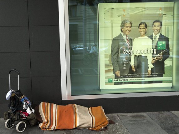 A cause du grand froid, Lausanne augmente dès vendredi ses capacités d'accueil de personnes sans-abri © KEYSTONE/SALVATORE DI NOLFI