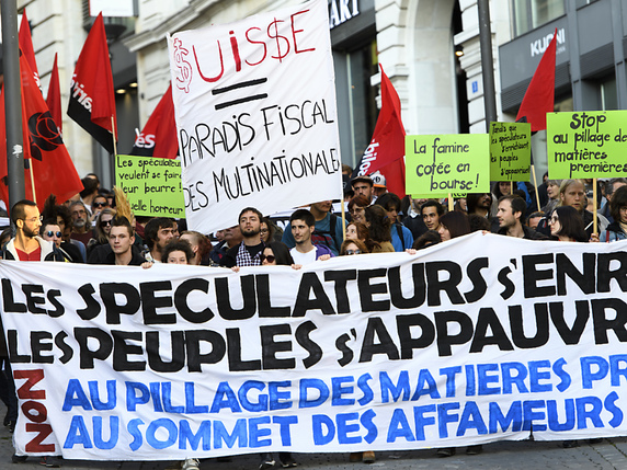 Environ 300 personnes avaient manifesté l'an dernier à Lausanne (Archives). © KEYSTONE/LAURENT GILLIERON